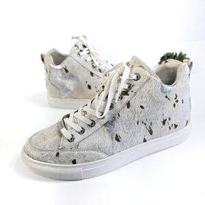 J Slides Ludlow Pony ff white metallic Sneakers Size 10